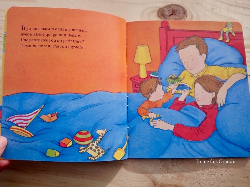 Il y a une maison dans ma maman bebe dedans
