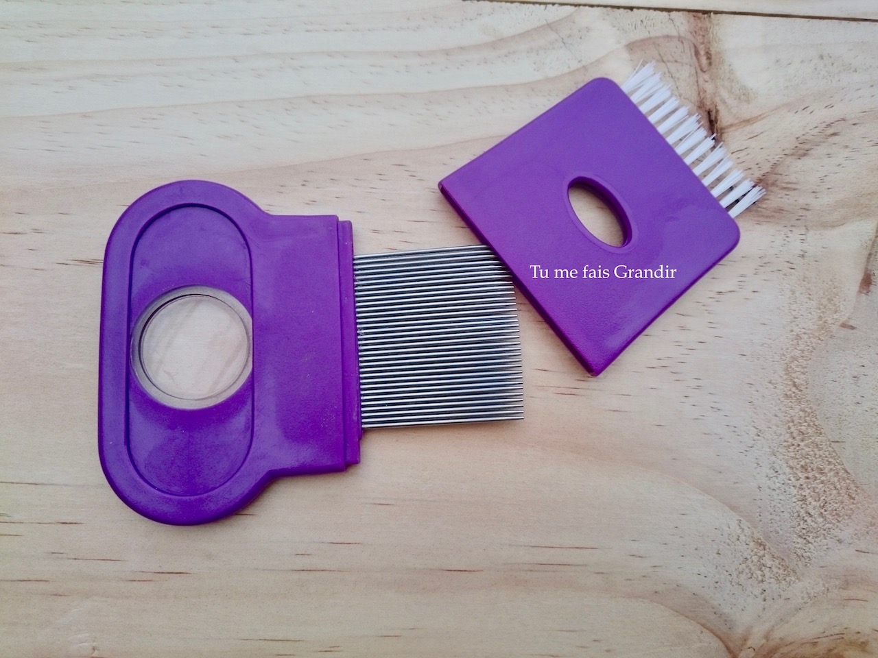 Peigne antipoux métal